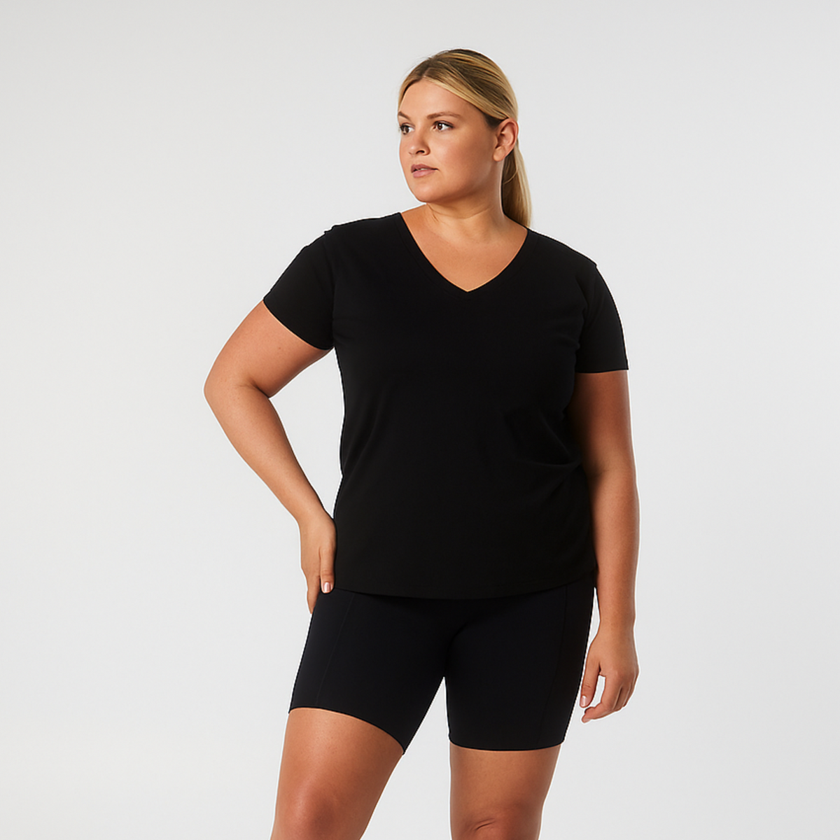 CORE TRAINER TEE - V NECK