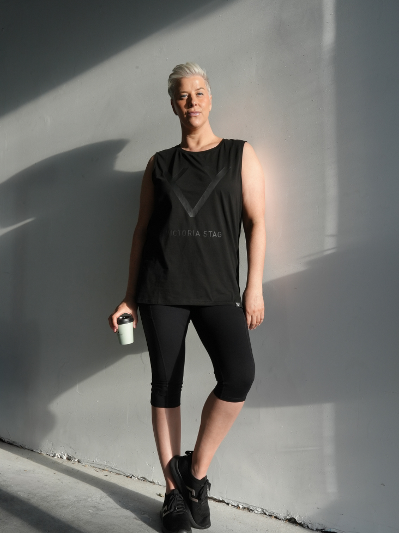 CORE MUSCLE TANK - SMOKED PLUM