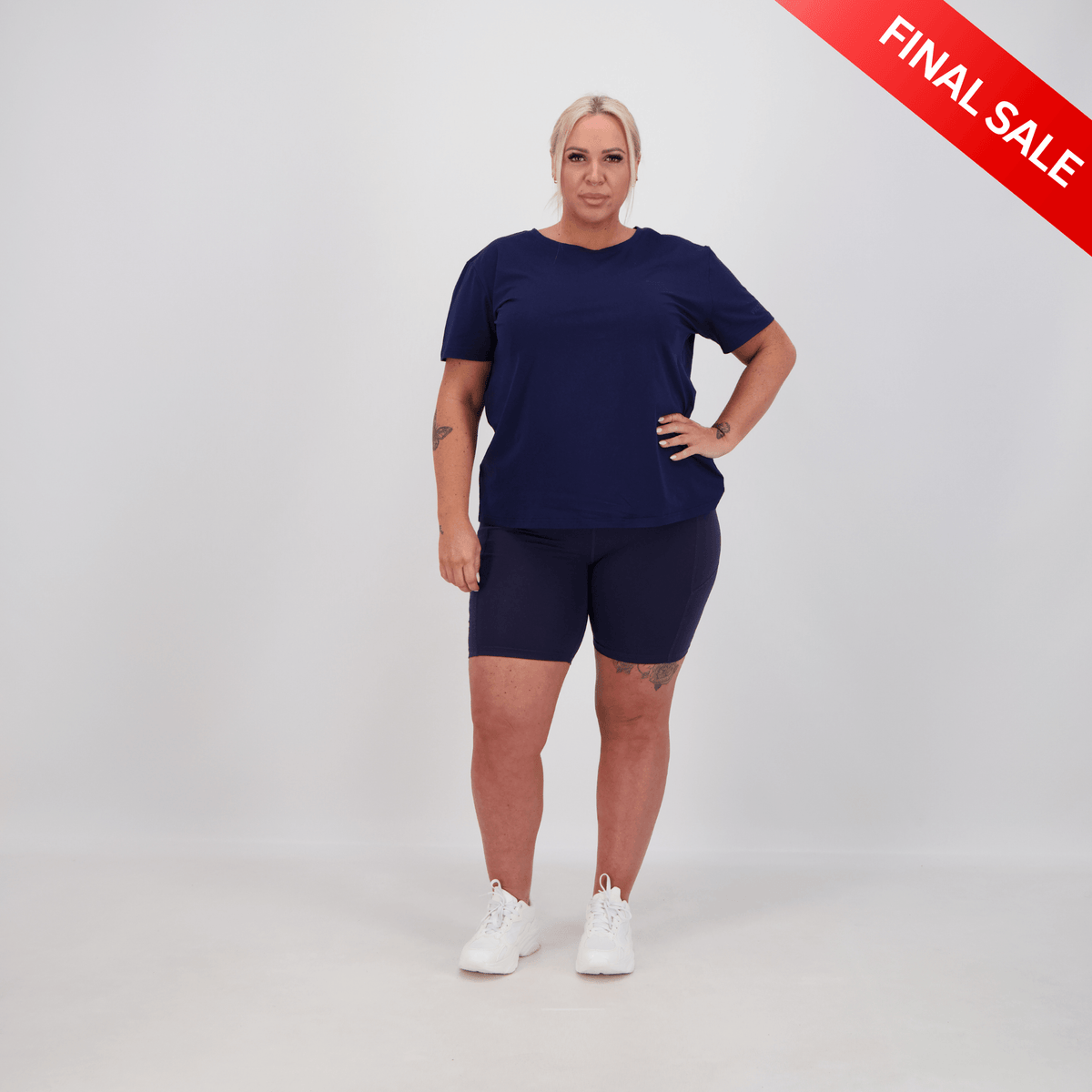 CORE BIKE SHORTS - NAVY
